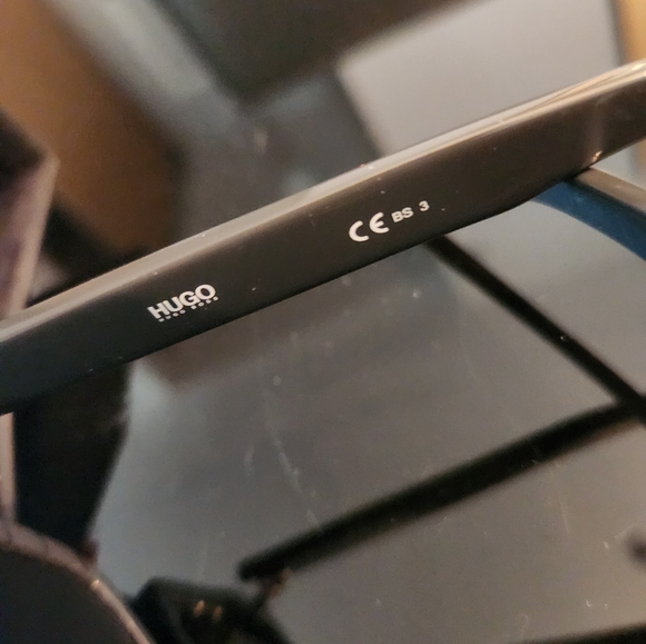 Hugo boss glasses - Picture 4 of 5
